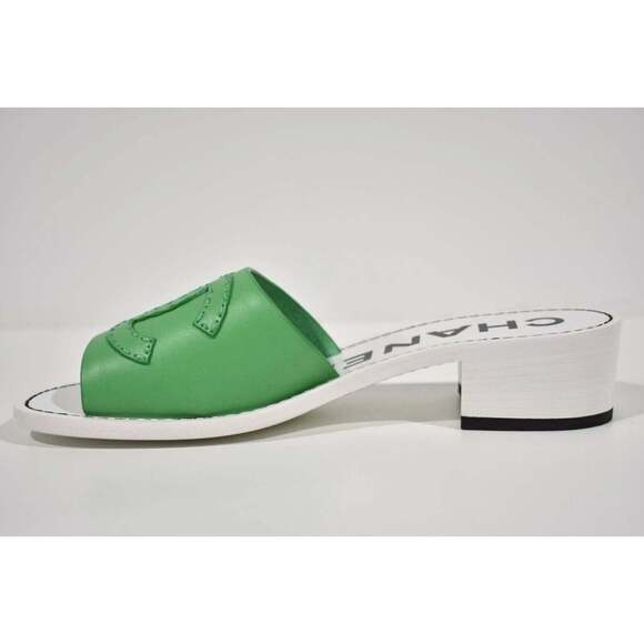 Chanel 22S Green Calfskin Leather White CC Logo Mules Slide Sandal Heel Flat 37 - Picture 9 of 12